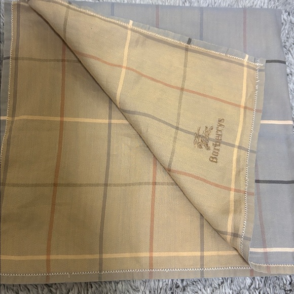 Burberrys Beige & Gray Plaid Handkerchief-EUC - Picture 4 of 9